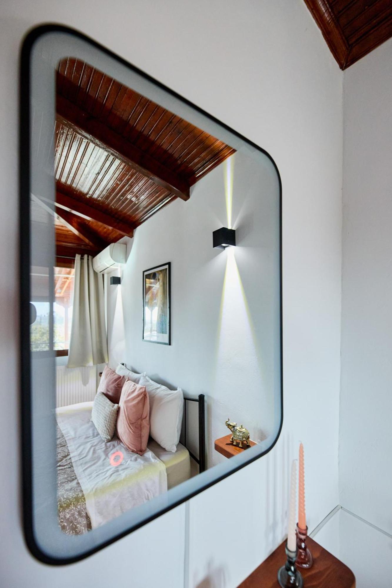 Taki'S Attic Apartment Agios Ilias  Exterior foto